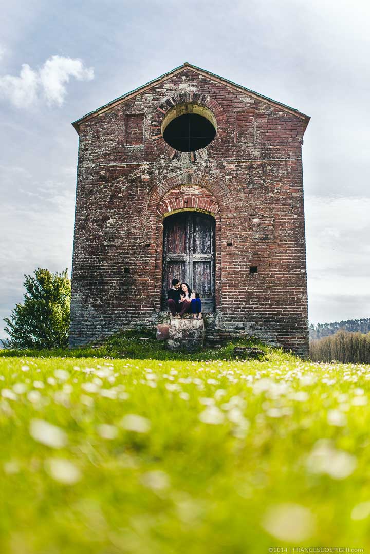 Engagement Photographer Tuscany Borgo Santo Pietro 1021
