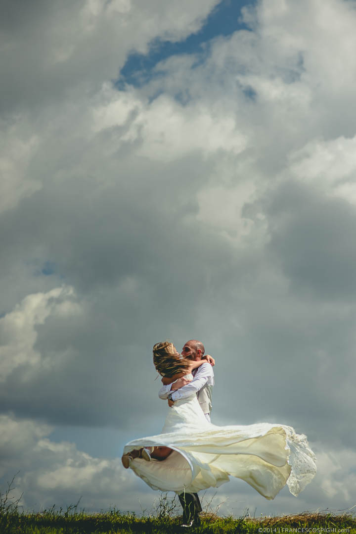 Wedding photographer tuscany italy trash the dress 1027