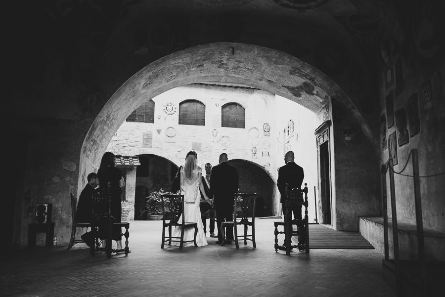 ment in Tuscany / Ceremony in palazzo pretorio