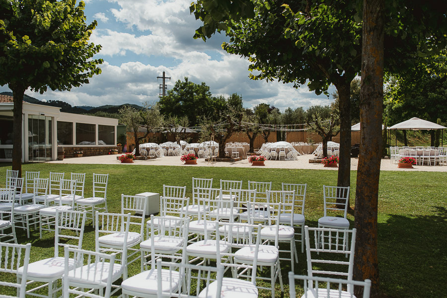 italian style outdoor wedding ceremony, flower decors and detail