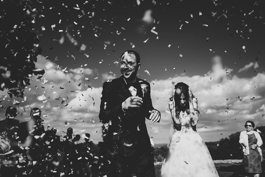 italian style outdoor wedding ceremony, confetti throwing, rice