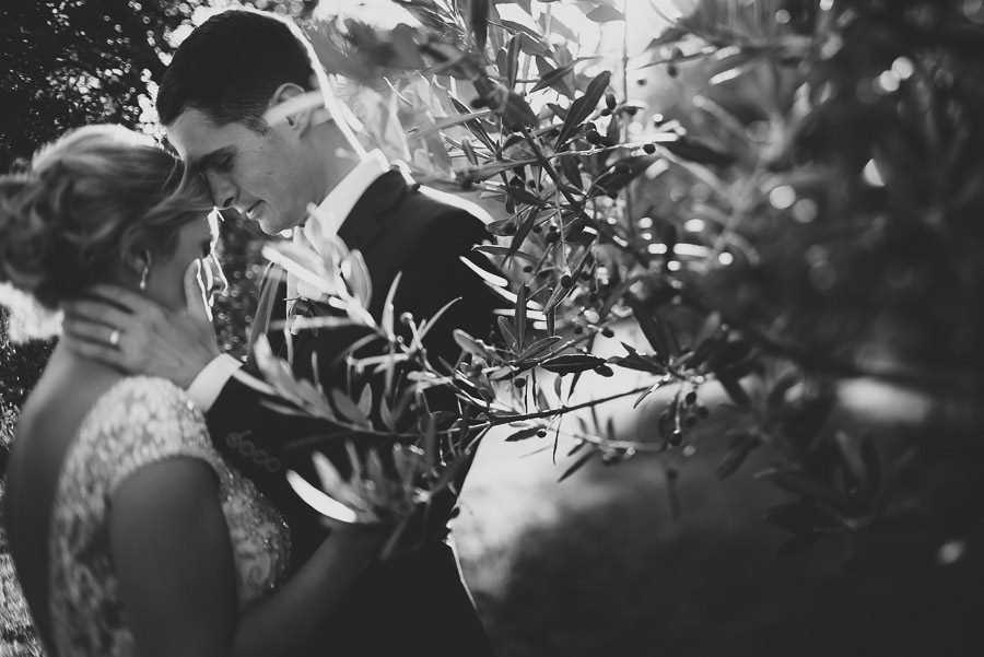 sunset intimate groom + bride portrait photography | Tuscany