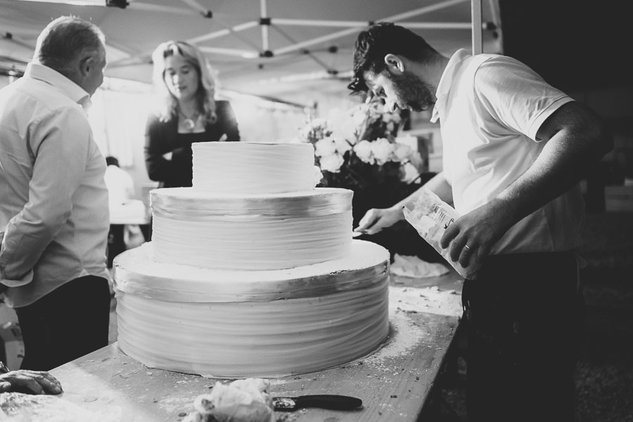 italian style outdoor wedding ceremony, cake cutting