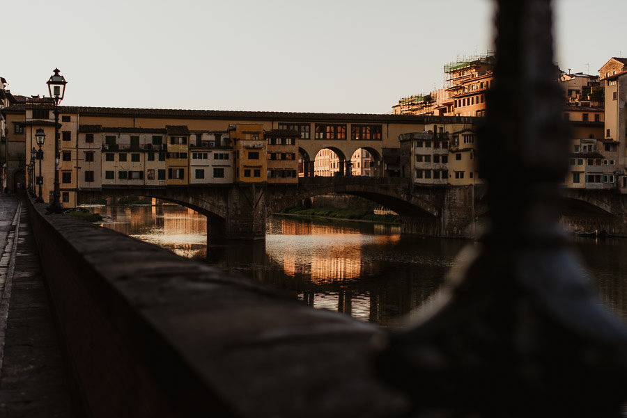 engagement photography in Florence landscape