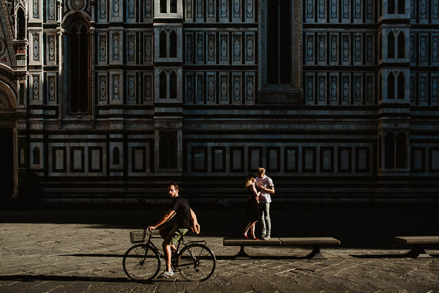 creative modern engagement photography in FLorence