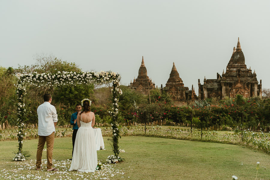 Myanmar elopement photographer Bagan Burma romantic outdoor wedd