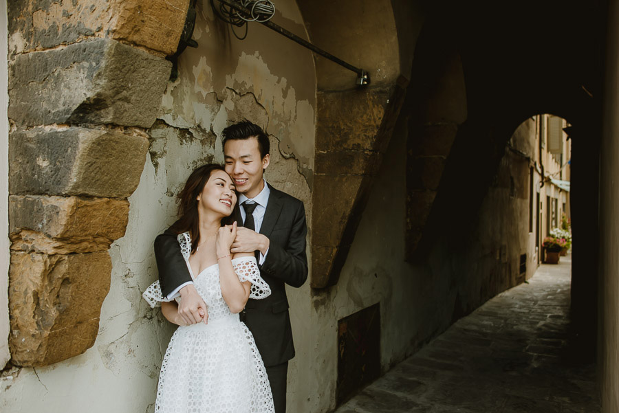Pre Wedding Photography Italy Tuscany lifestyle couple portrait