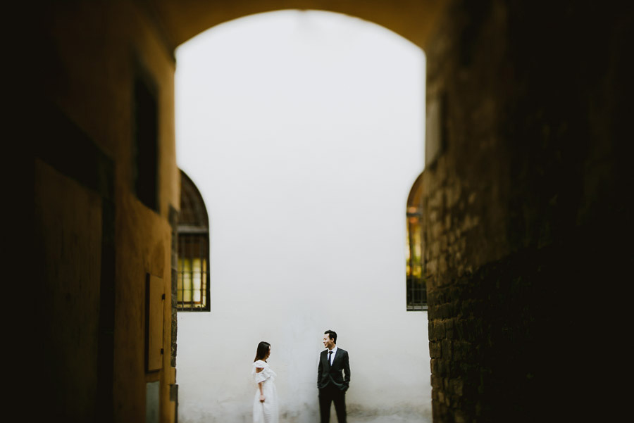 Pre Wedding Photography Italy Tuscany lifestyle couple portrait