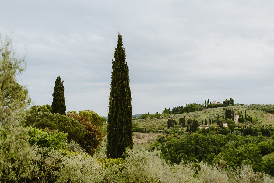 pre wedding italy tuscan landscape