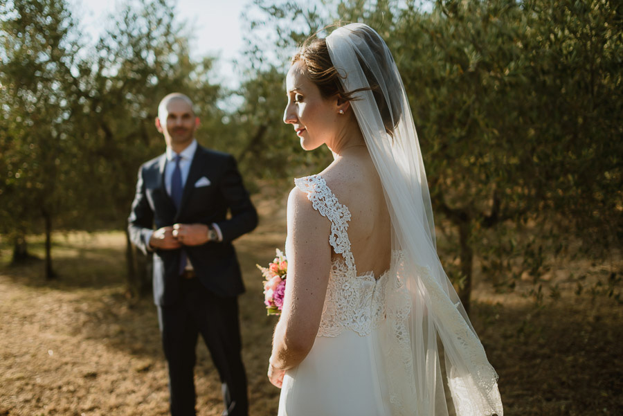 relaxed wedding in Tuscan Villa bride groom intimate portrait