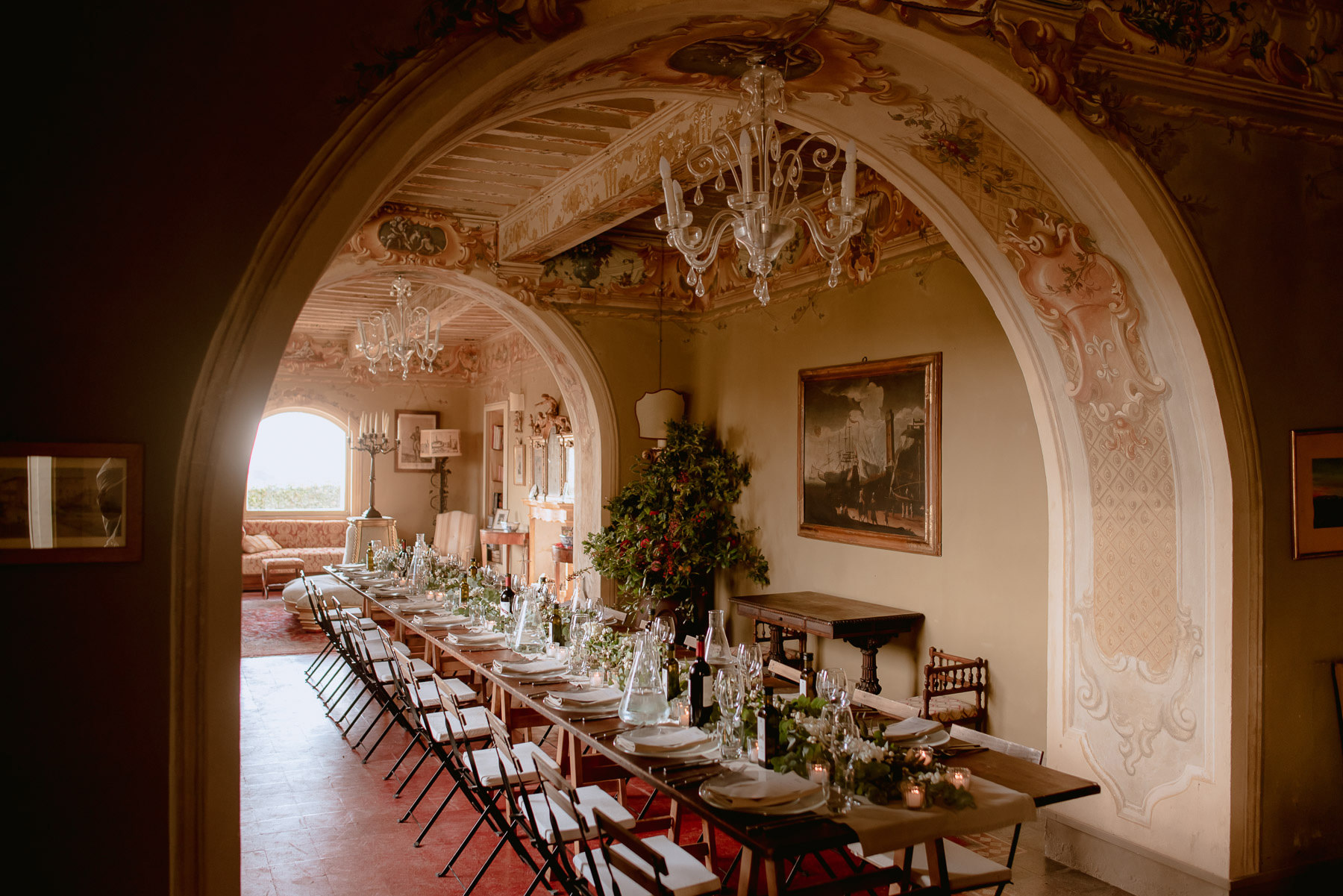 intimate wedding in Tuscany Italy Borgo Stomennano table setup d
