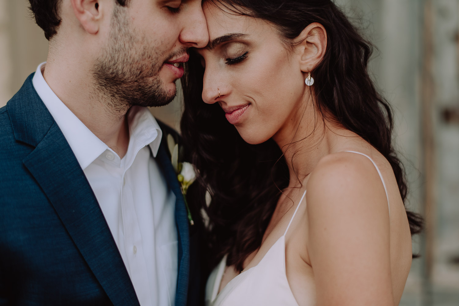 Umbria wedding photographer romantic elegant bridal couple photography