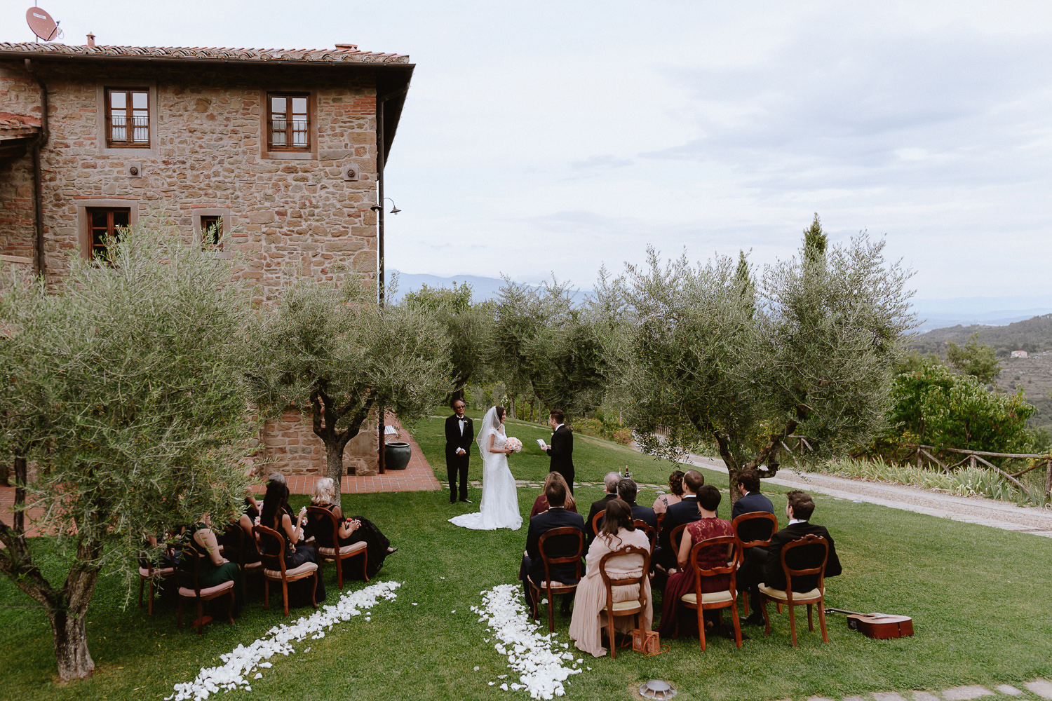 intimate wedding private villa tuscany photographer outdoor wedding ceremony