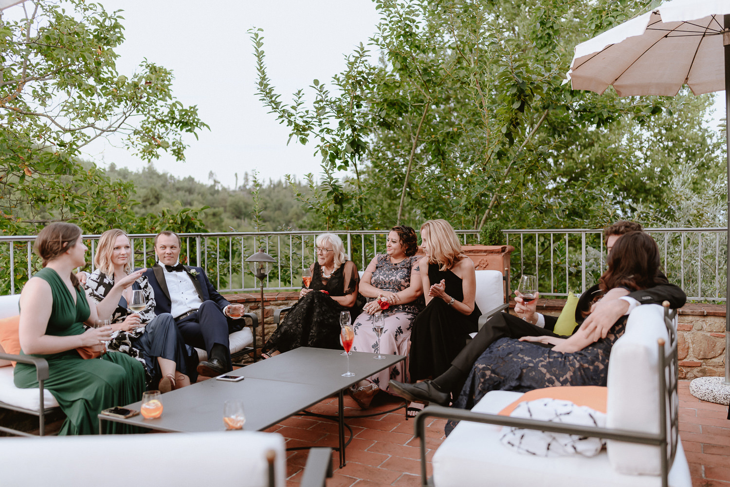 intimate wedding private villa tuscany photographer cocktail and aperitif