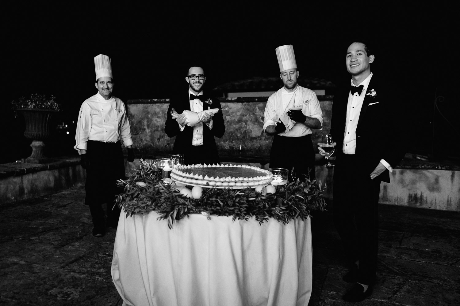 same sex wedding photographer florence villa maiano outdoor elegant dinner speeches cry tears
