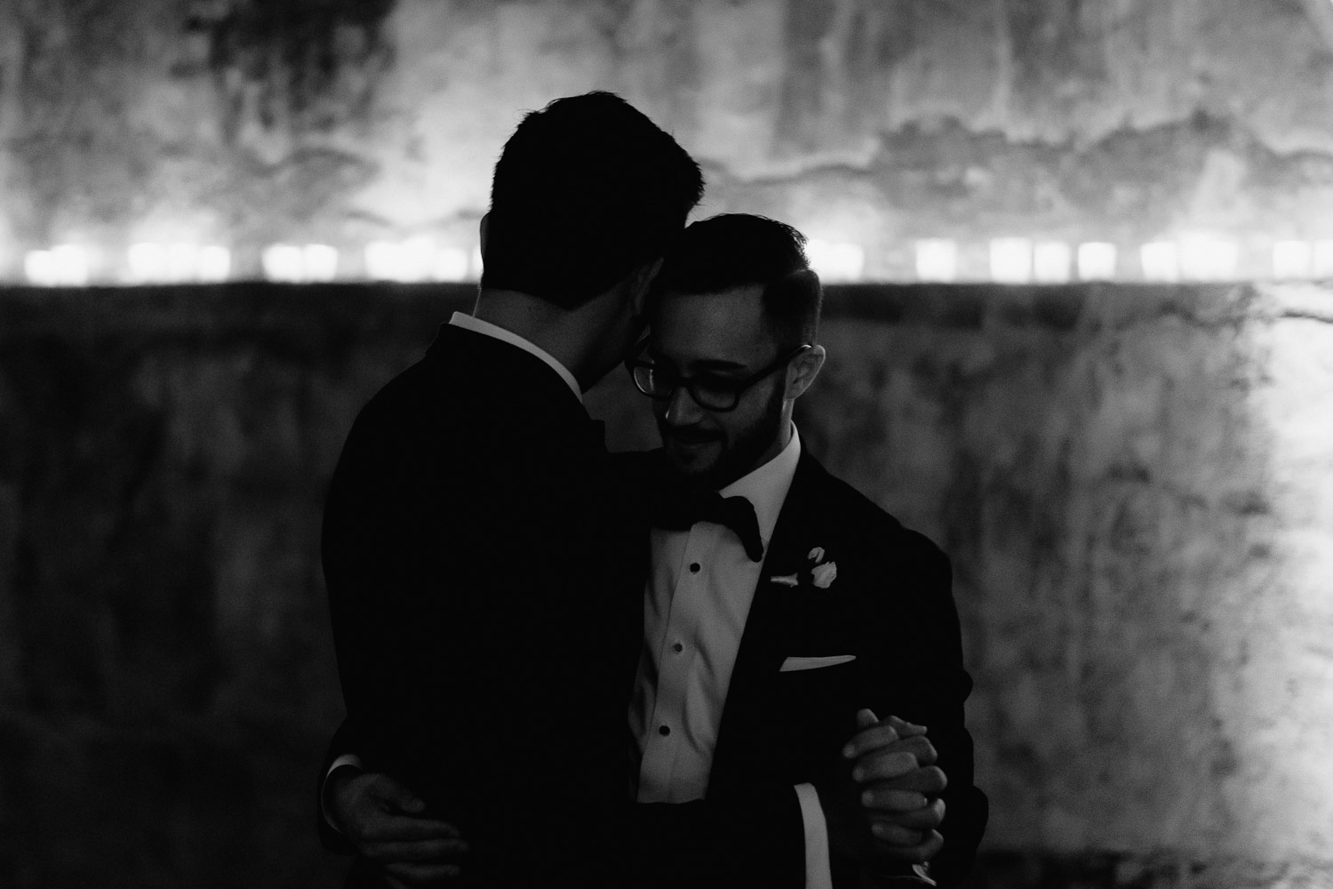 same sex wedding photographer florence villa maiano first dance grooms