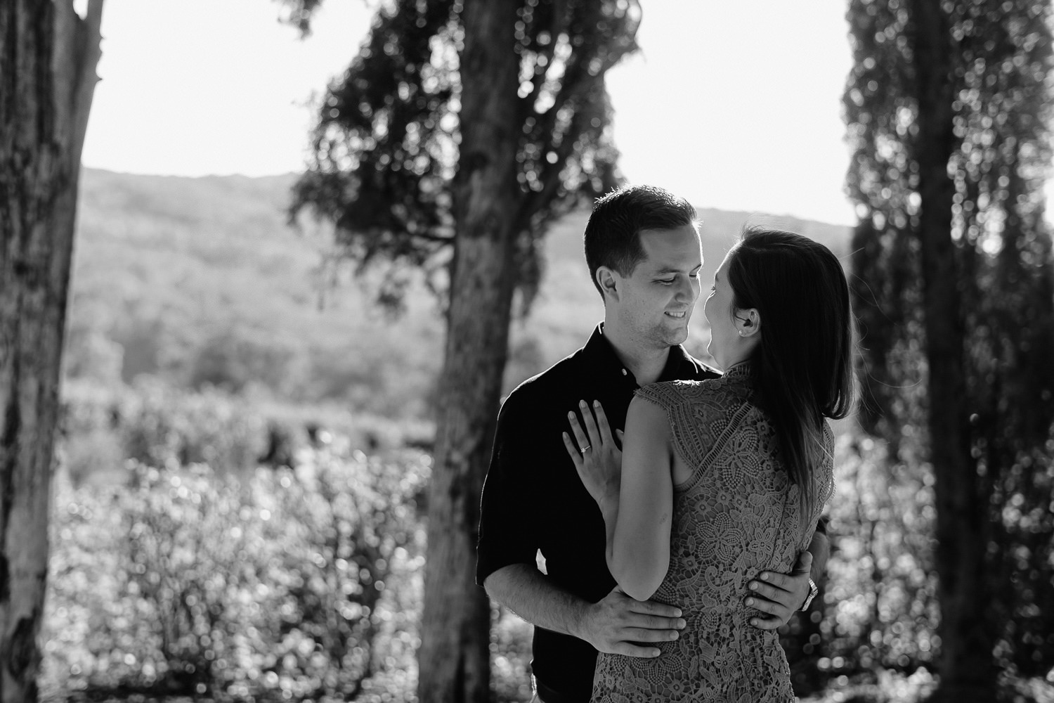 engagement photographer tuscany countryside castiglion del bosco romantic intimate couple