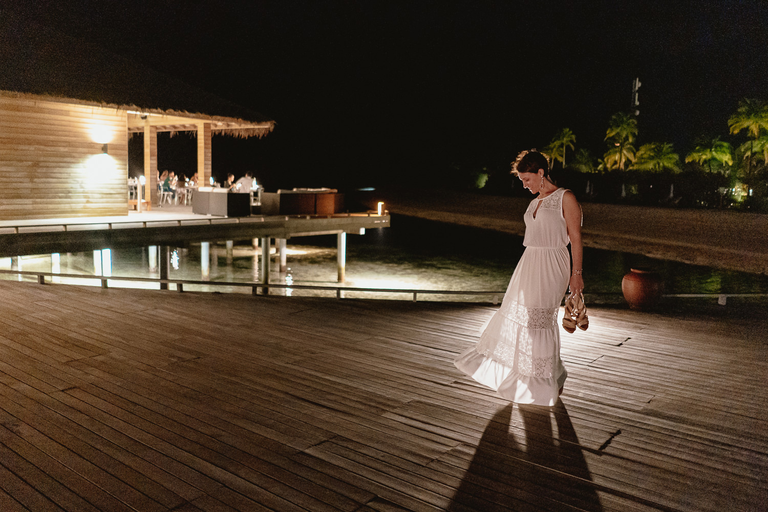wedding photographer in maldives anniversary trip cocoon romantic private dinner evening