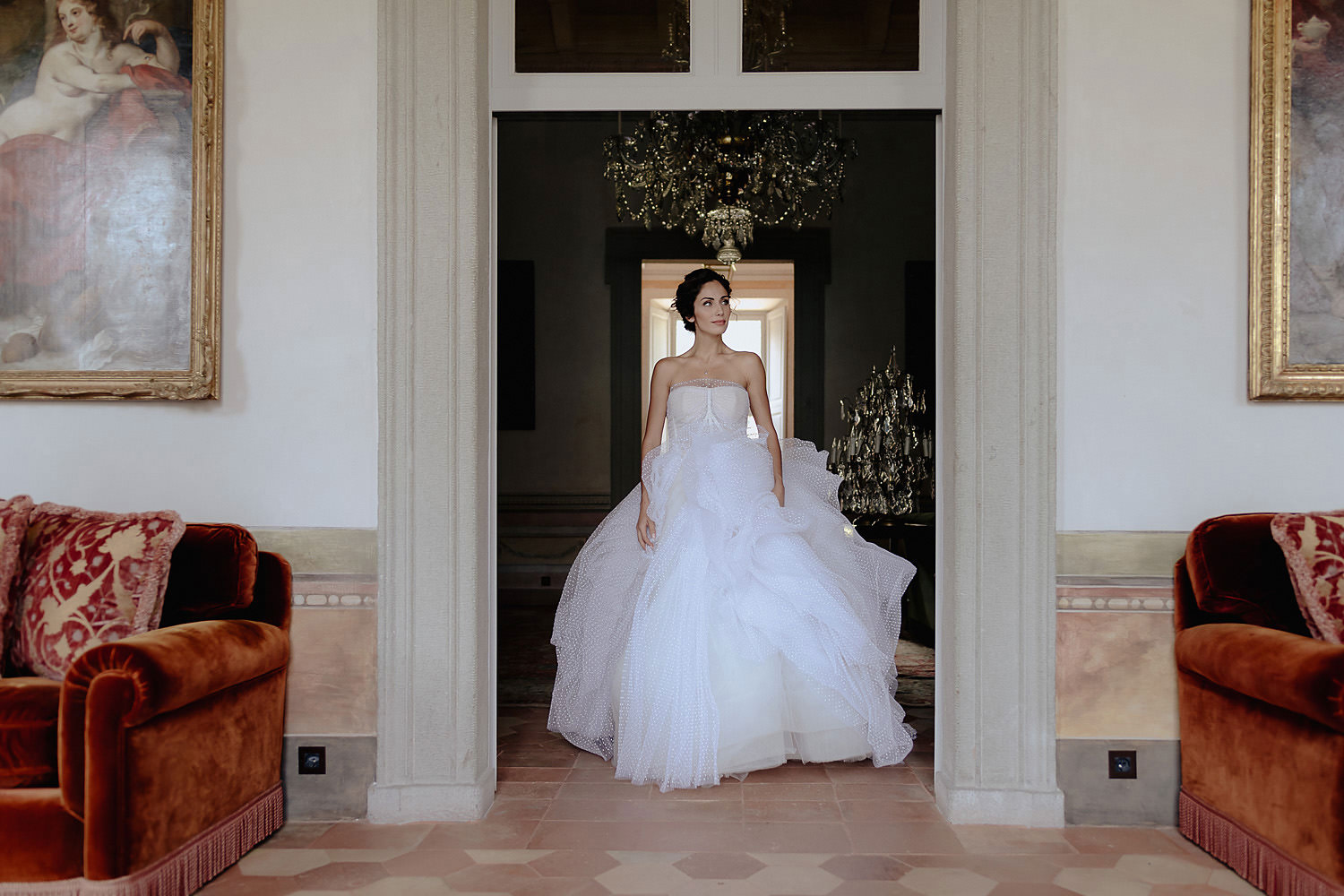 villa balbiano wedding photographer lake como bride portraiture natural light
