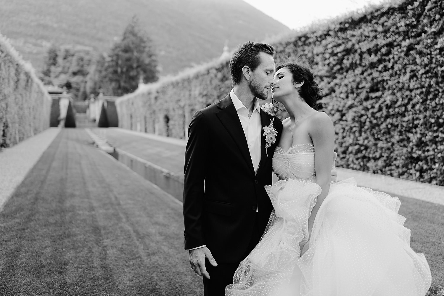 villa balbiano wedding photographer lake como bride groom black white portrait
