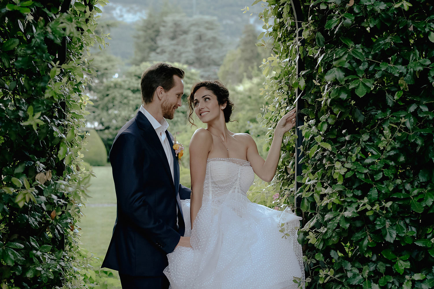 villa balbiano wedding photographer lake como bride groom portrait italian garden