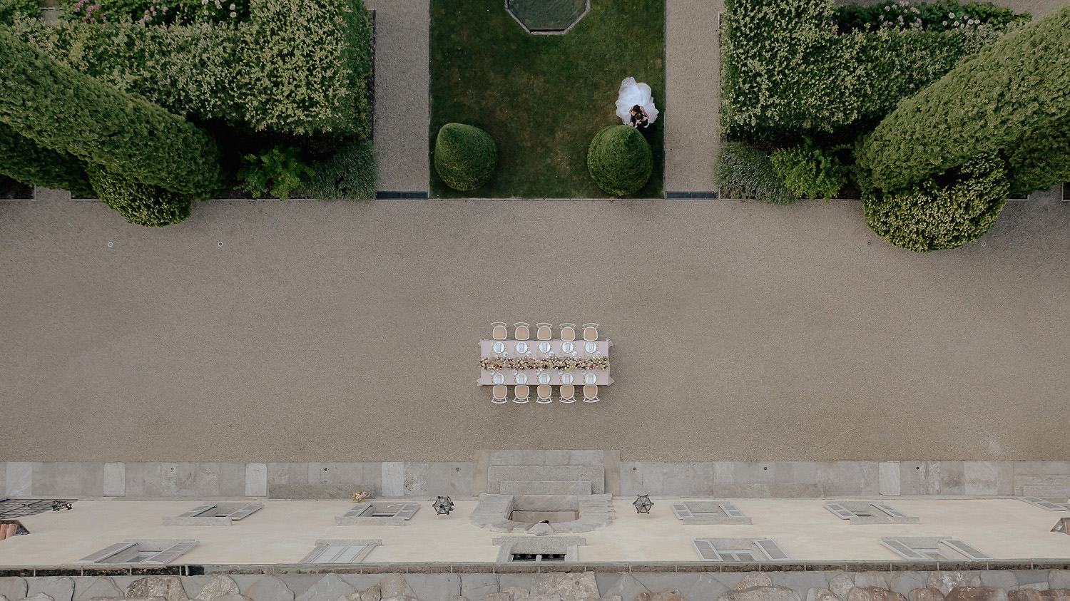 villa balbiano wedding photographer lake como table setup garden aerial view