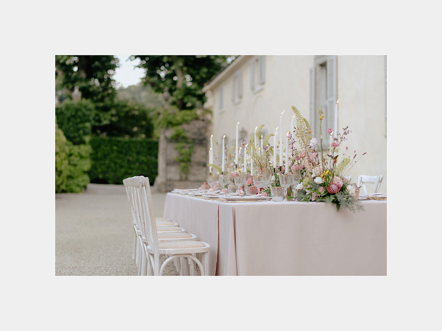 villa balbiano wedding photographer lake como table setup decor details