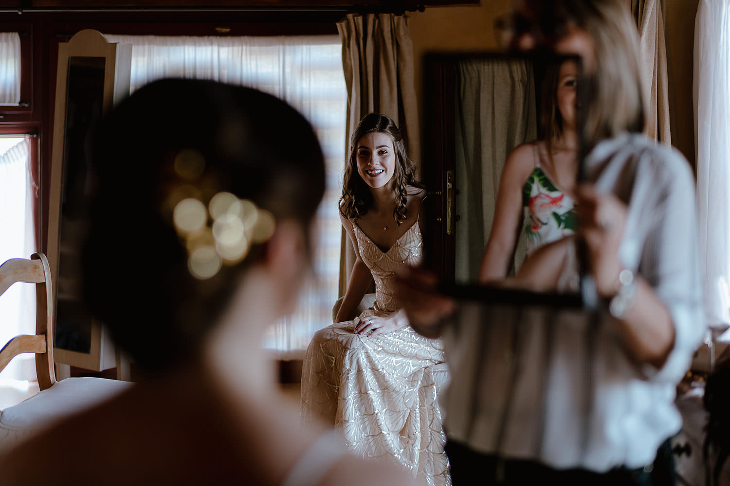 relaxing countryside wedding in tuscany bryde getting ready